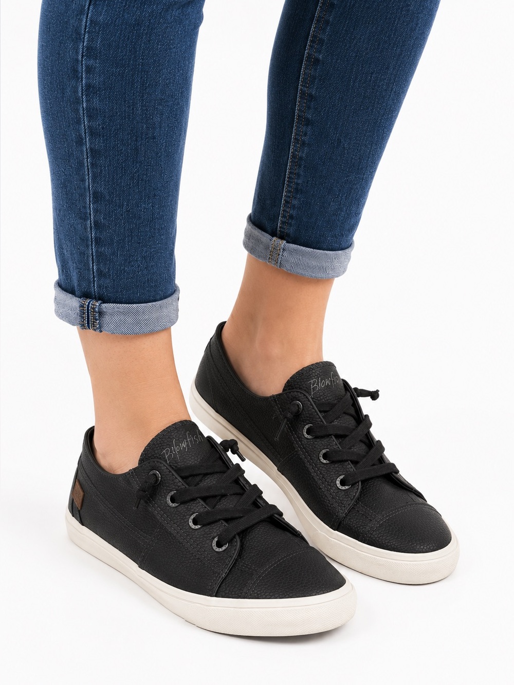 Size 9.5 Blowfish Malibu Women’s Play Black Pebbled‎ Vegan Leather Sneakers